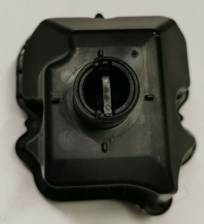 Genuine Jaguar XF / XJ / FPace 3.0L Diesel Breather System Reservoir - JDE9859