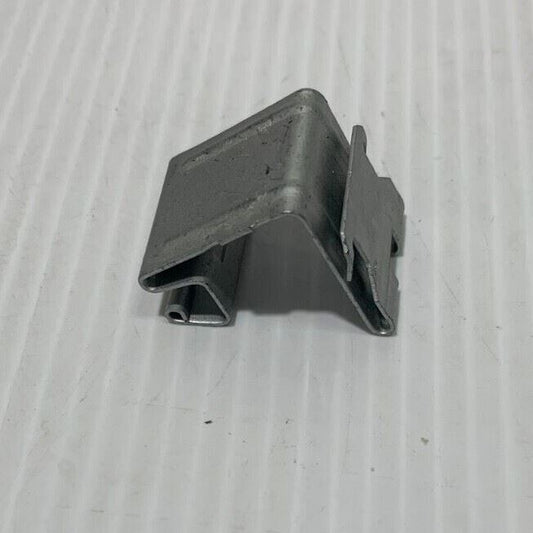 Genuine Range Rover Evoque/Land Rover Discovery Sport Side Trim Clip LR031782