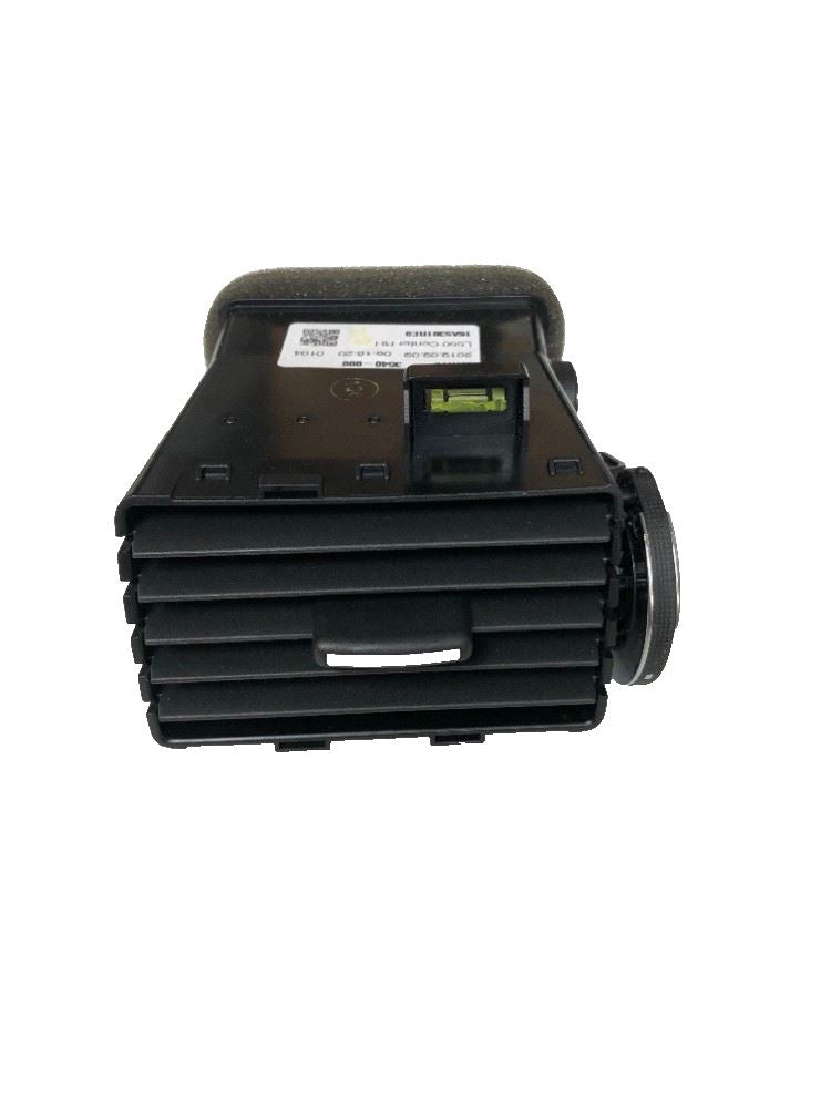 Genuine Land Rover RH Front Centre Air Vent -LR072444