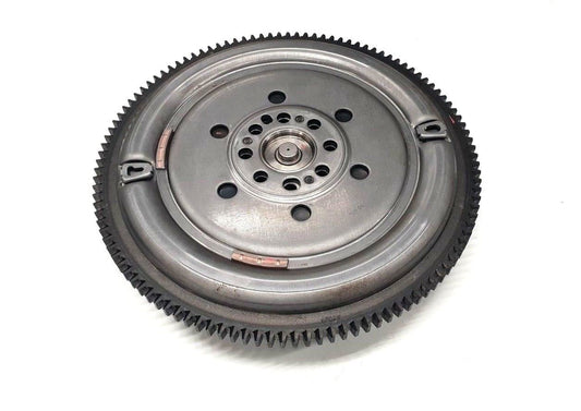 Genuine Land Rover Discovery 4 (2.7 V6, 6 Speed) Dual Mass Flywheel - LR024833