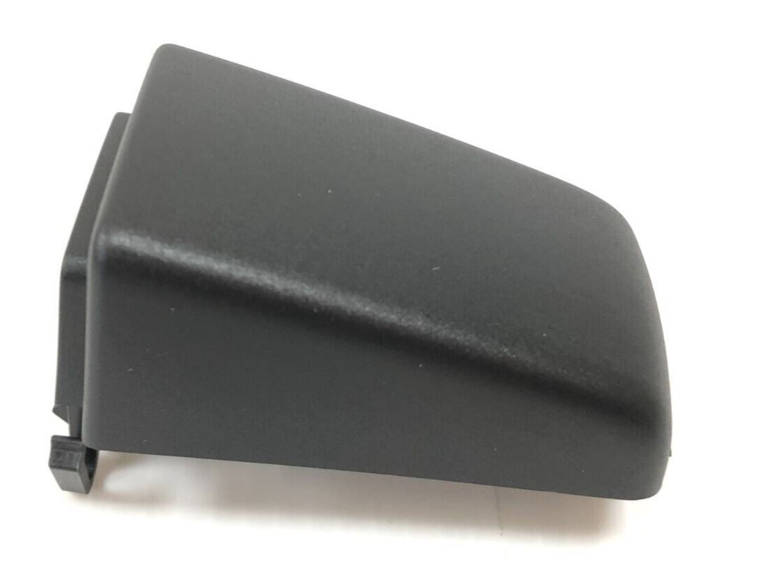 Genuine Land Rover Driver and Rear Passenger Door Handle End Cap - CXJ500060