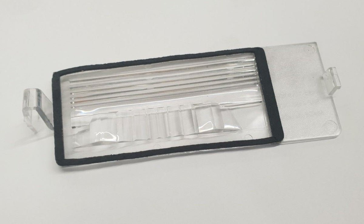 Genuine Jaguar S-Type Right Rear Number Plate Light Lens - XR851933