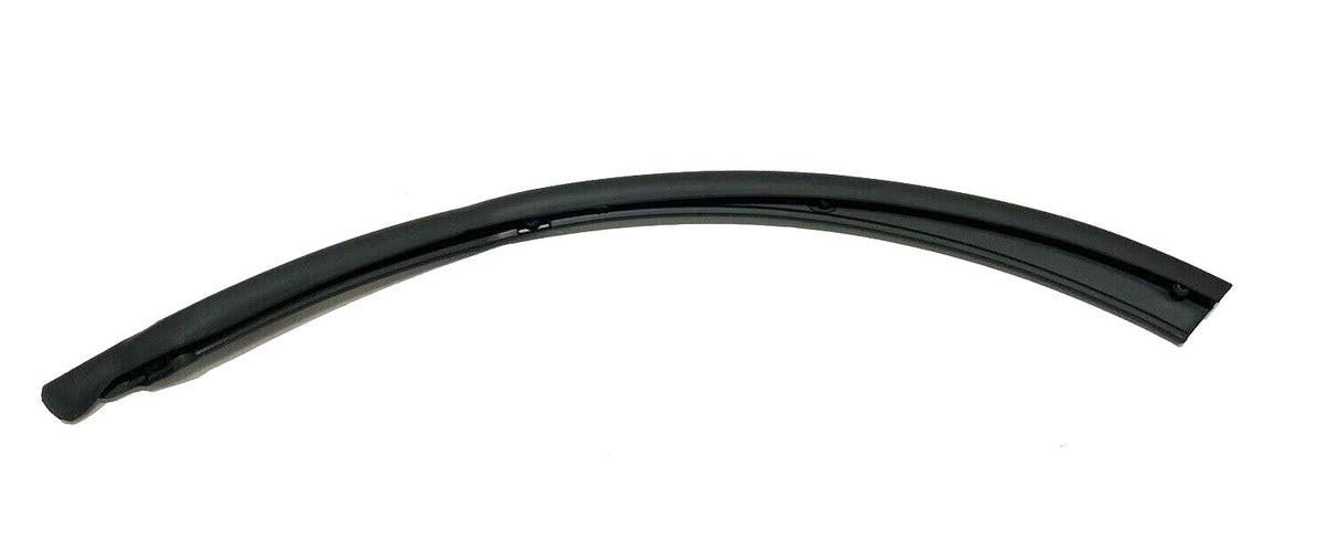 Genuine Land Rover Discovery 3 / 4 RH Rear Door Cladding Seal - CGE500420