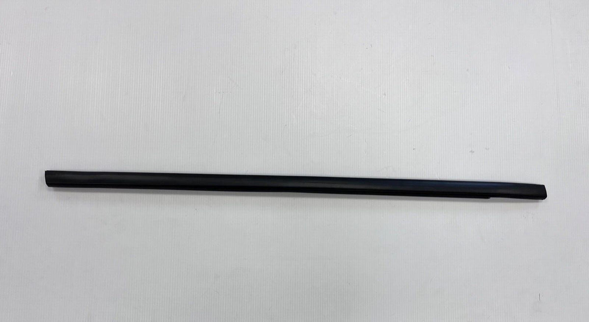 Genuine Ford S-Max/Galaxy CA1 2006-2015 RH Front Door Belt Weatherstrip 1742024