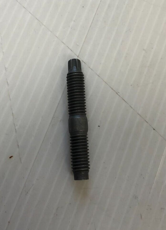 Genuine Ford B-Max CB2/ C-Max CEU/ Ecosport CR6 M8x17.5 + M8x25 Stud 1924409