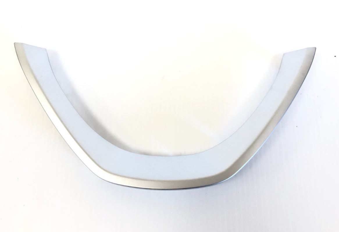 Genuine BMW X5 E70 Steering Wheel Pearl Chrome Trim Piece - 32306780675