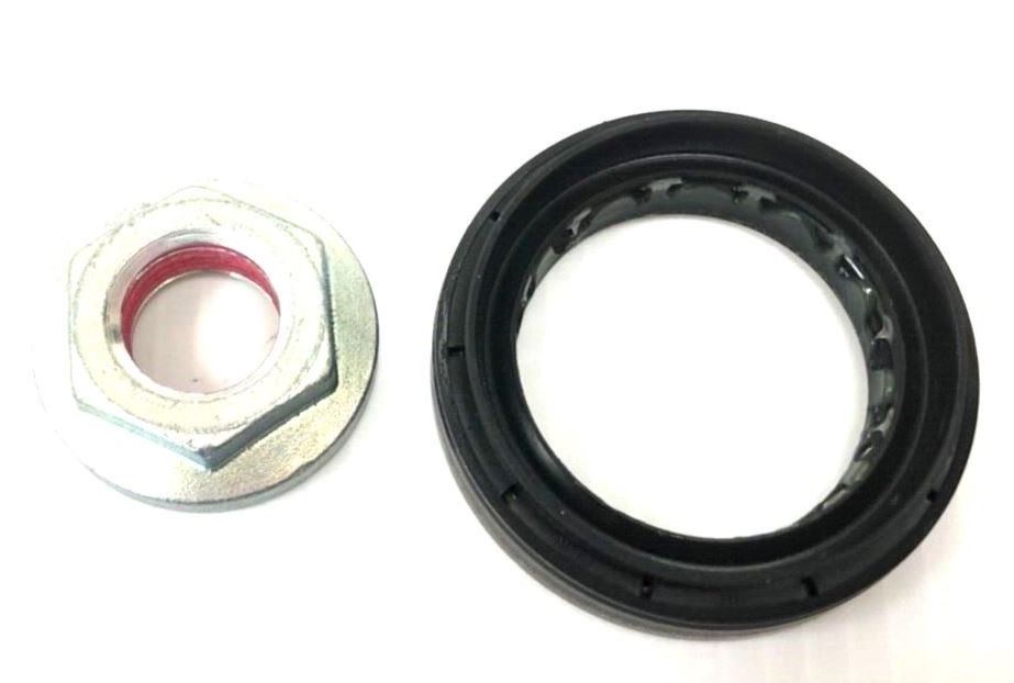 Genuine Land Rover Freelander/Discovery/Evoque Rear Differential Seal - LR076676