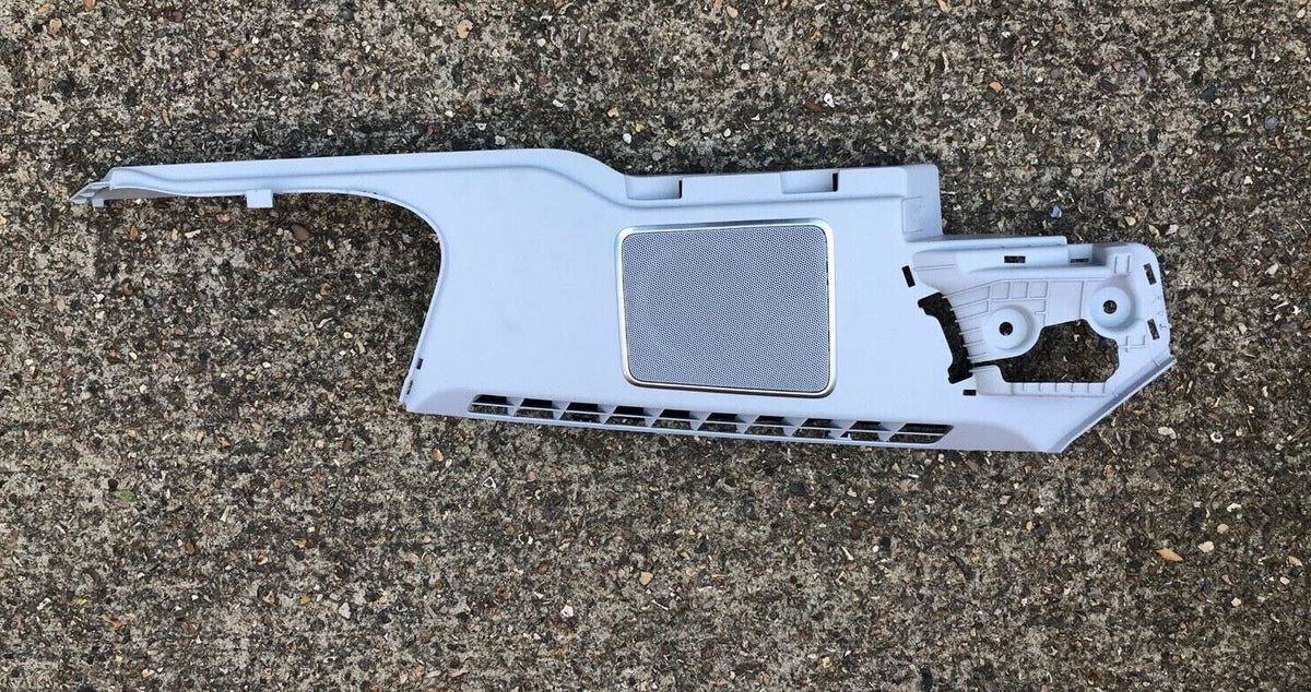 Genuine Range Rover 2014+ RH Rear Inner Body Side Panel LR062596