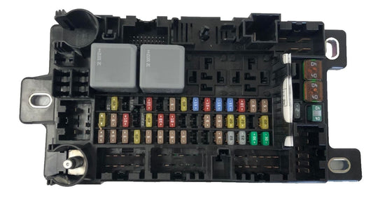 Genuine Jaguar Land Rover Disco/Evo/E-Pace 2017+ Front Fusebox - J9C26911