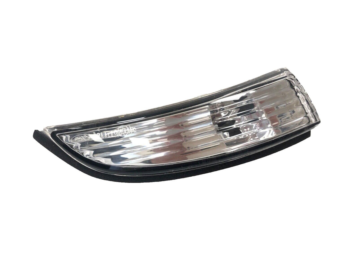 Genuine Ford B-Max/Fiesta RH Front Wing Mirror Housing Indicator Lens 1748314