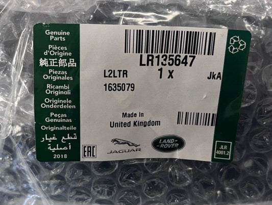 Genuine New Range Rover Evoque RH Front Bumper Mounting Bracket LR135647