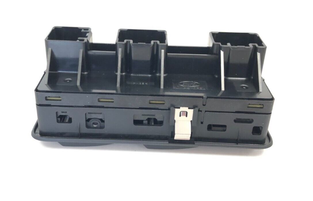 Genuine Range Rover/Land Rover Drivers Door Switch YUD501120PVJ