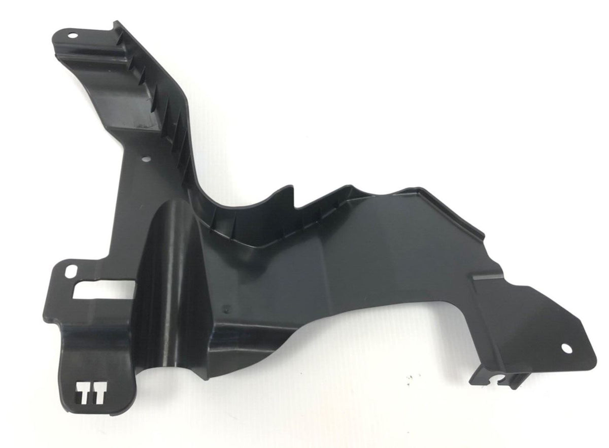 Genuine Land Rover/ Range Rover LH Wheelhouse Splash Shield LR135635