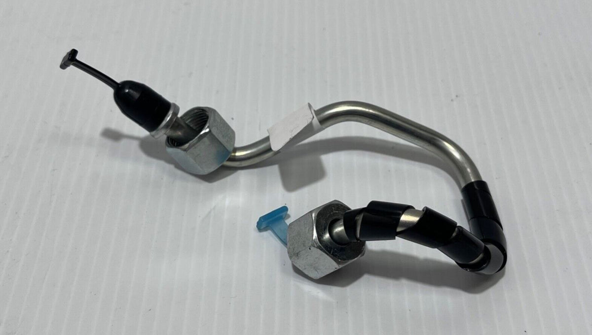 Genuine Land Rover / Range Rover / Sport Fuel Supply Tube LR063303