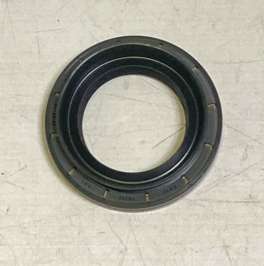 Genuine Jaguar XF / XJ / F-Type Front Differential Drive Unit Seal C2D24279