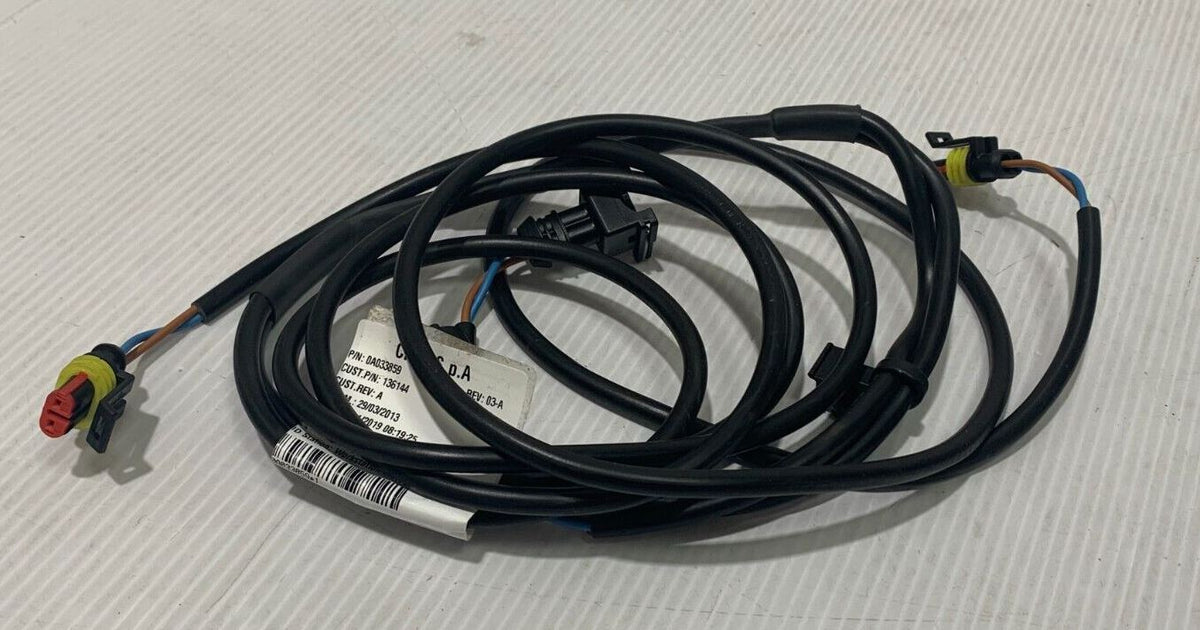 Genuine Ford Transit TTG 14+ / TTS 19+ Running Board Lamp Wiring 1850564