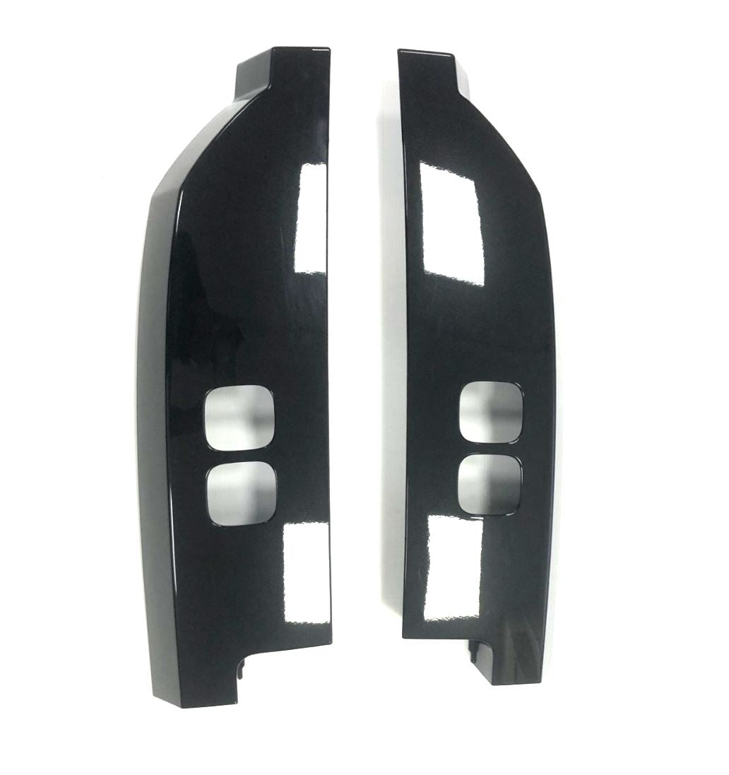 Genuine Land Rover Defender 2020+ SWB Rear Lamp Covers Black - LR146035/LR146036