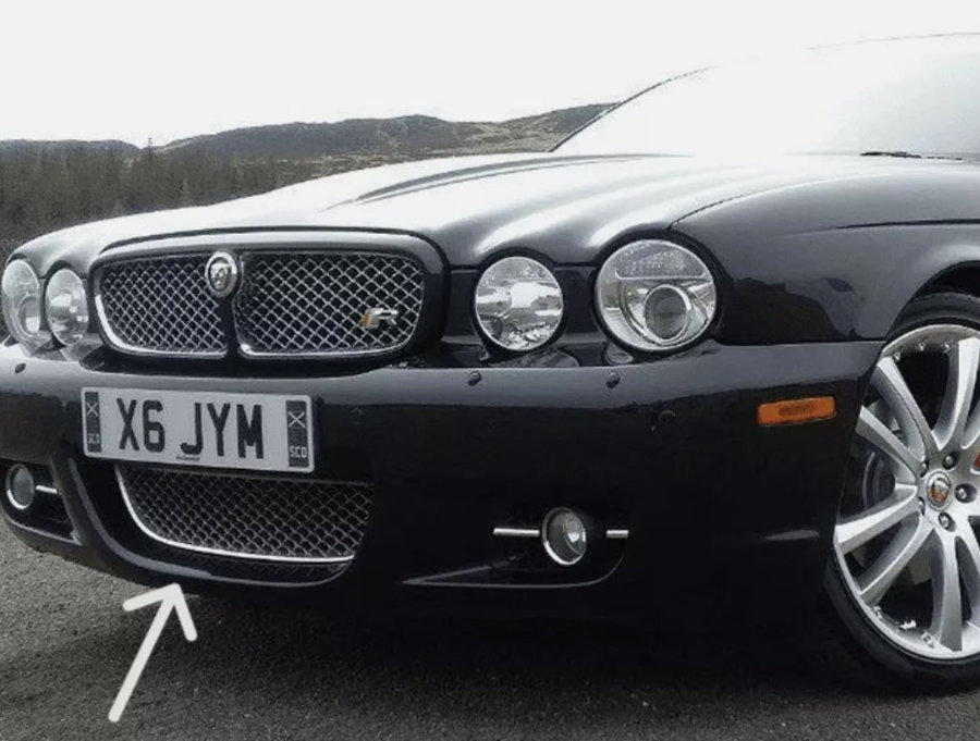 Jaguar XJ X358 Kühlergrillgitter vorn unten