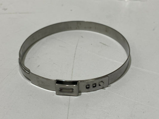 Genuine Land Rover Range Rover Steering Gear RH / LH Clamp LR090888