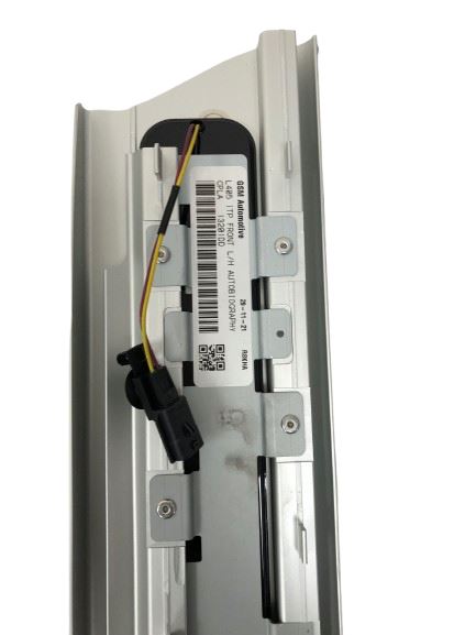 Genuine Range Rover 2013 - 2022 Illum Autobio LH Front Door Scuff Plate LR138876