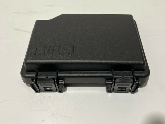 Genuine Land Rover / Range Rover LH Fuse Panel Cover LR137657