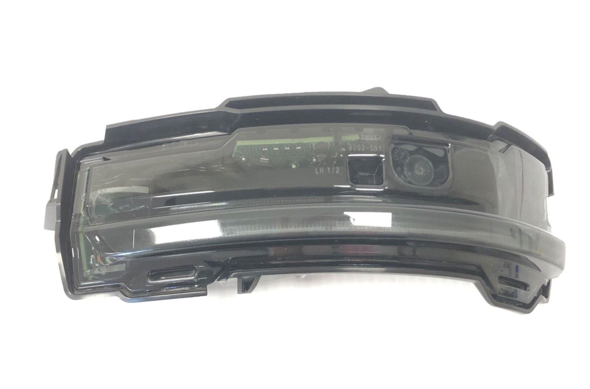 Genuine New Range Rover Evoque 2019+ LH Side Flasher Lamp LR114758