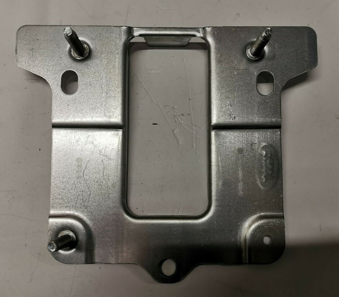 Genuine Range Rover Evoque 12+ Rear Bumper Mounting RH Bracket LR031629