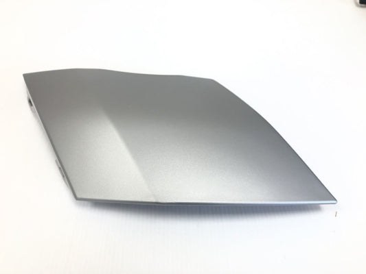 Genuine Land Rover Discovery 5 Rear Bumper RH Trim White Silver - LR083026