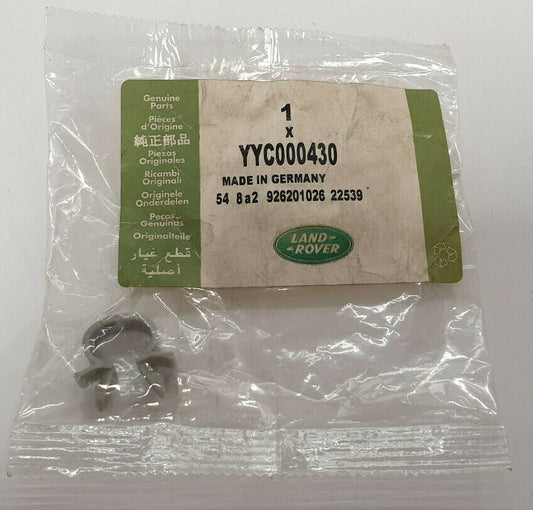 Genuine Range Rover 02-09 4.4 V8 Petrol Air Injection/Vacuum Clip YYC000430