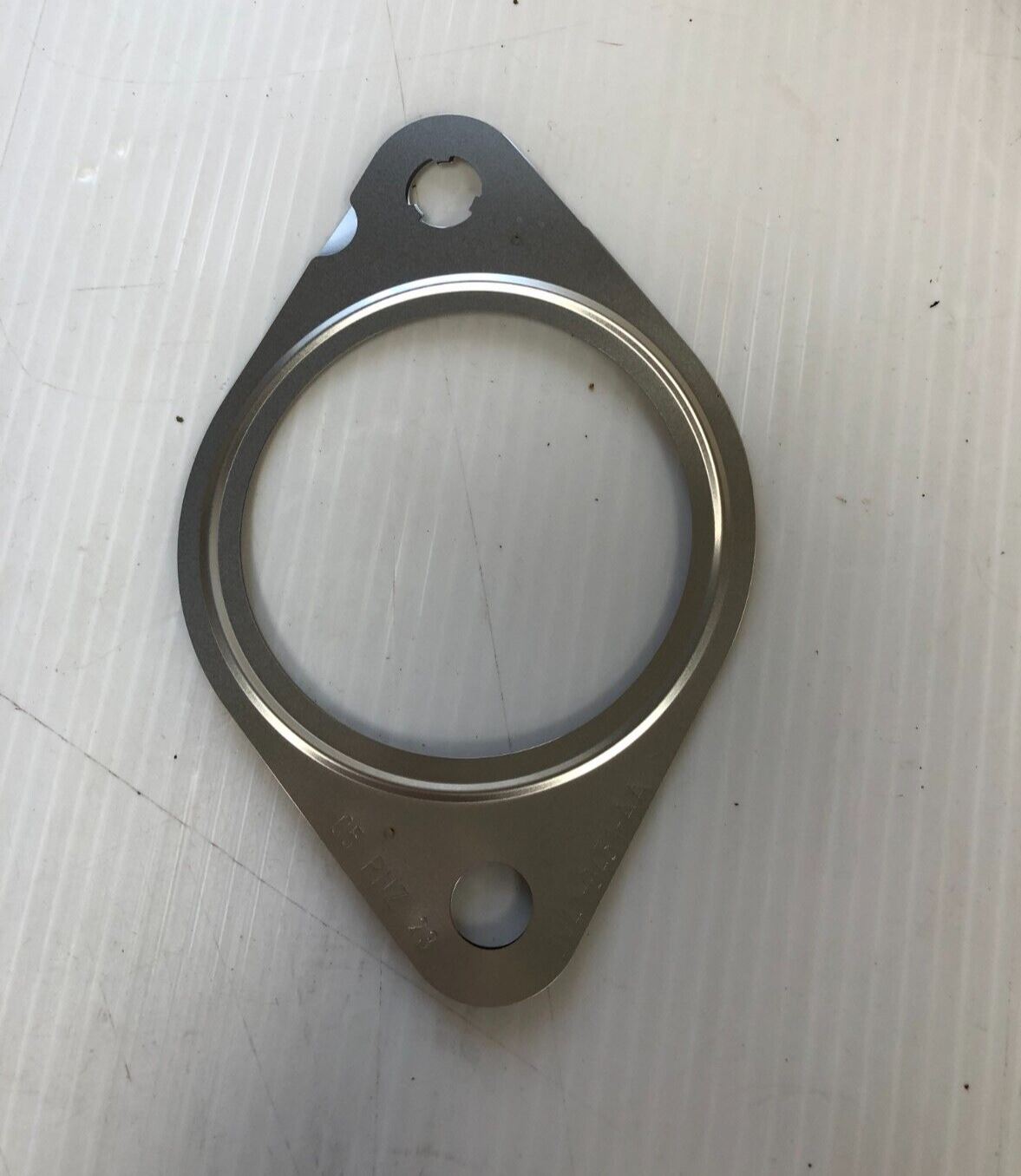 Genuine Ford C-Max CEU/ Focus C-Max CAP Exhaust Gasket 2466309