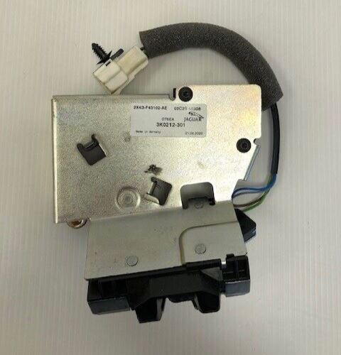 Genuine Jaguar X-Type 2001 - 2010 Rear Trunk Lid Latch C2S46308