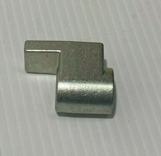 Genuine Land Rover/Range Rover 3.0L/5.0L Exhaust Manifold Fixing Spacer LR010805