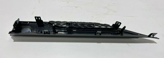 Genuine Range Rover Evoque 2012-2018 RH Front Fender Grille LR067701