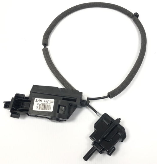 Genuine Ford Fiesta 2017-2022 RH Rear Door Guard Protector Actuator - 2470216