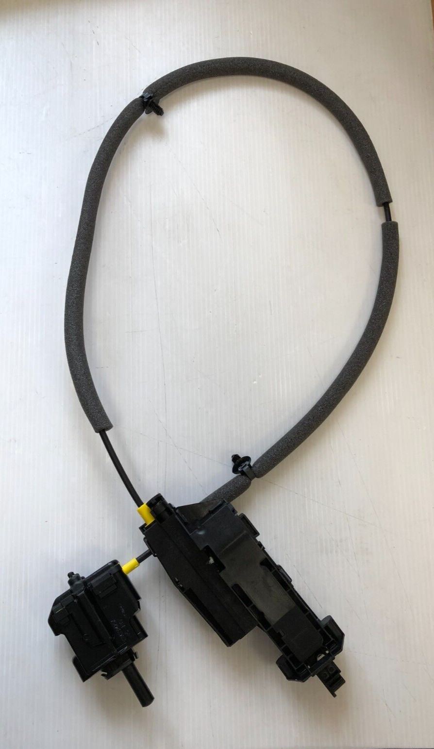 Genuine Ford Fiesta CE1 2017 LH Protector 2470207