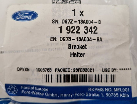 Genuine Ford Mondeo 2014-2022 RH Headlight Bracket - 1922342