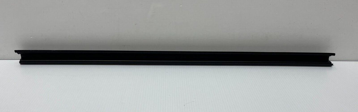 Genuine Ford Focus C-Max CAP/CB4 RH Rear Door Belt Weatherstrip 1523457