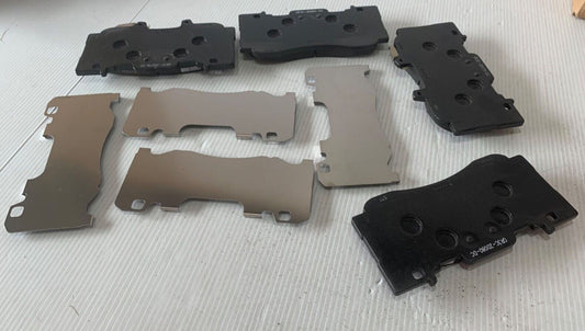 Genuine Ford Mustang 2015+ Front Caliper Brake Pad Kit 2044140