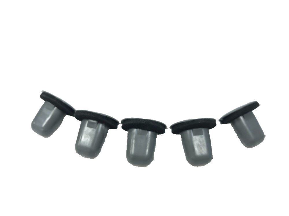 Genuine Land Rover Rear Lower Outer Lamp Retainers (Pack of 5)-XZP500020