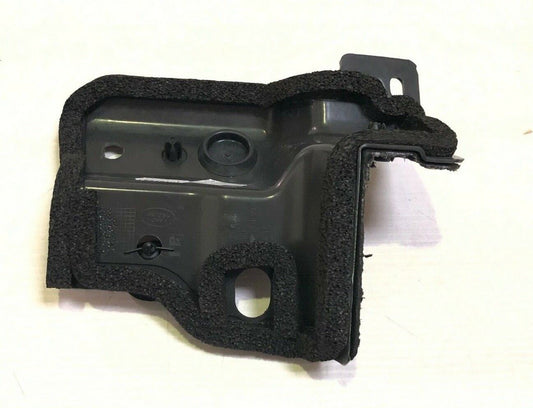 Genuine Range Rover / Sport RH Upper Front Engine Compartment Insulator LR052966