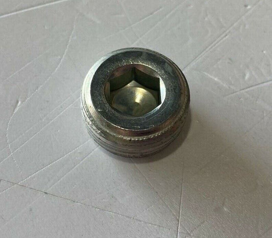 Genuine Range Rover Velar 2017+ Front / Rear Axle Oil Filler Plug 2.0L LR096012