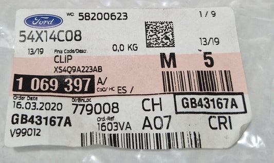 Genuine Ford Transit /Focus/Transit/Mondeo Fuel Pipe Securing Clip 1069397