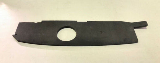 Genuine Range Rover 2013+ RH Front Fender Insulator LR047360