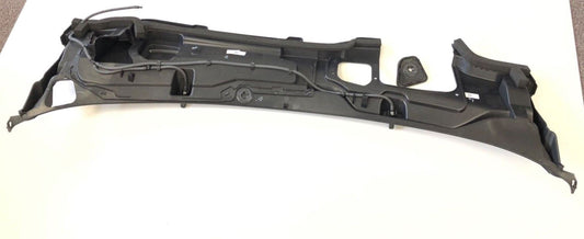 Genuine Land Rover Discovery Sport 2015+ Cowl Top Panel RHD LR111637