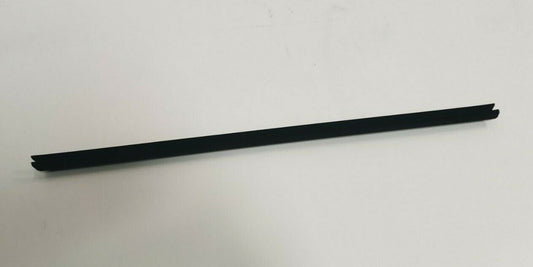 Genuine Land Rover Discovery 5 2017+ RH Rear Door Weatherstrip - LR102565