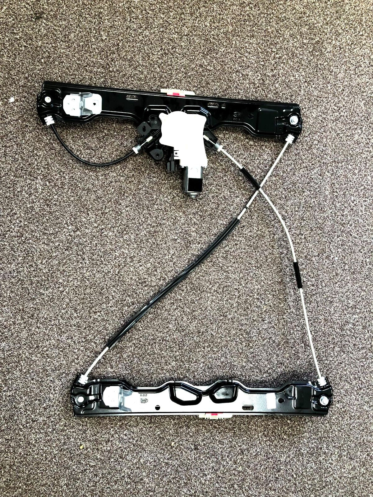 Genuine New Land Rover Defender 2020+ RH Front Door Window Regulator LR146466
