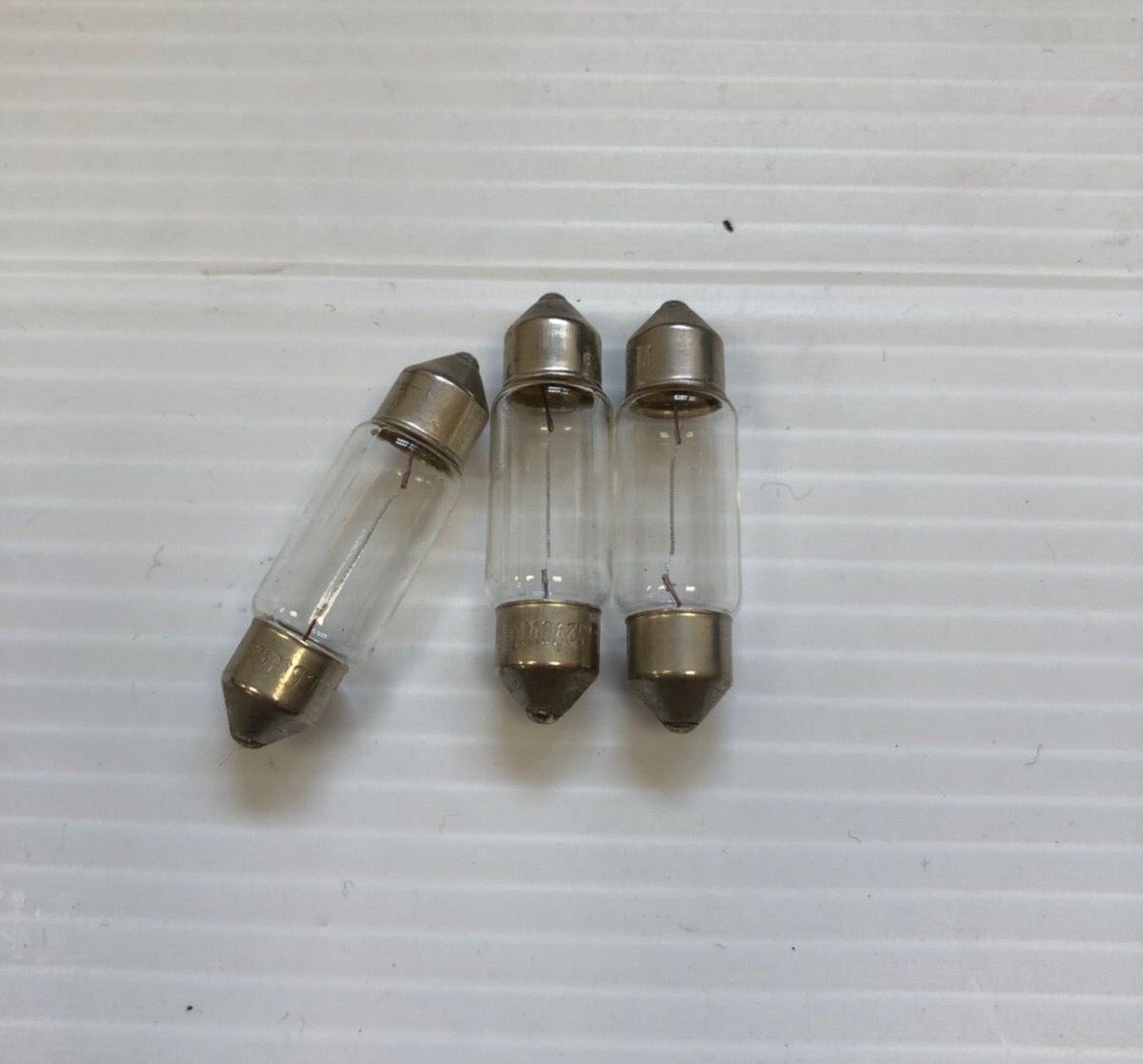 Genuine Omnicraft BMW/Citroen/Fiat/Honda/Jeep Licence Plate 12V 5W Bulb 2330632