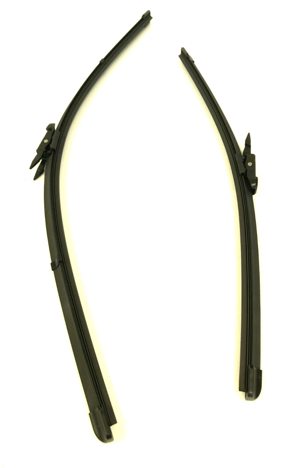 Genuine BMW X1 E84 Front Windscreen Wiper Blades - 61612158220
