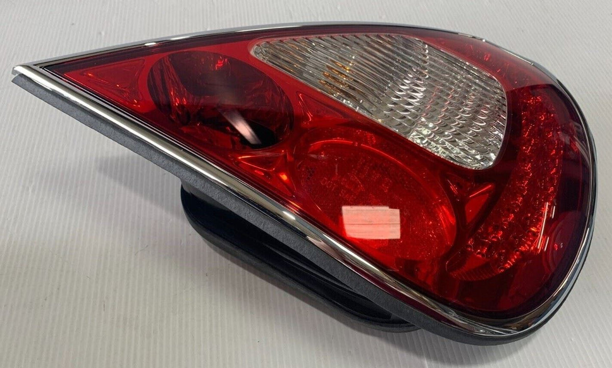 Genuine Jaguar XJ Classic 2003-2009  RH Rear Lamp Tail Light C2C33543