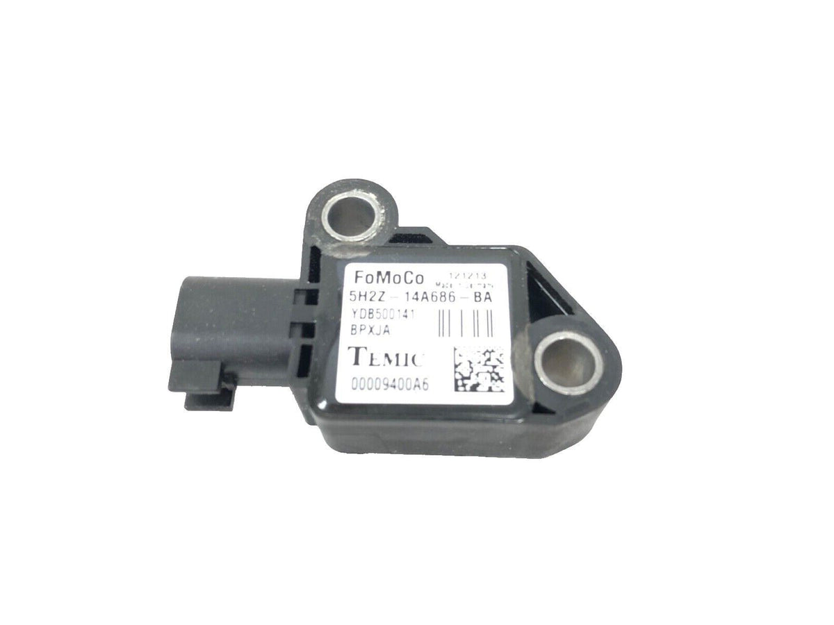 Genuine Jaguar XK 2006 - 2014 Front Sensor - C2P3922